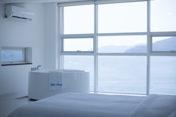 442c07f3ceae4c1f97cd3beccb9ef5e9_1538467