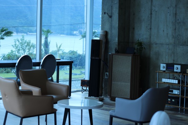 ceb8d5f0b5995c2eba49c33d7f9d4ed3_1538792